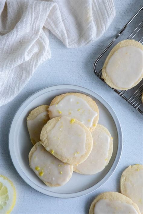 Baking lemon shortbread for morning-sick wife at 3 AM